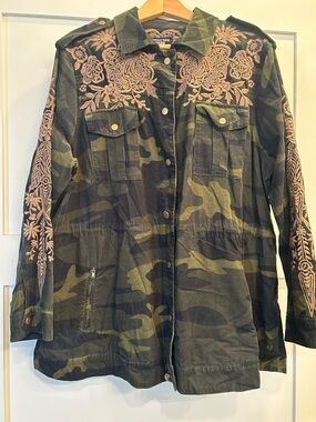 Johnny Was Embroidered Camo Utility Jacket - Olive Pink